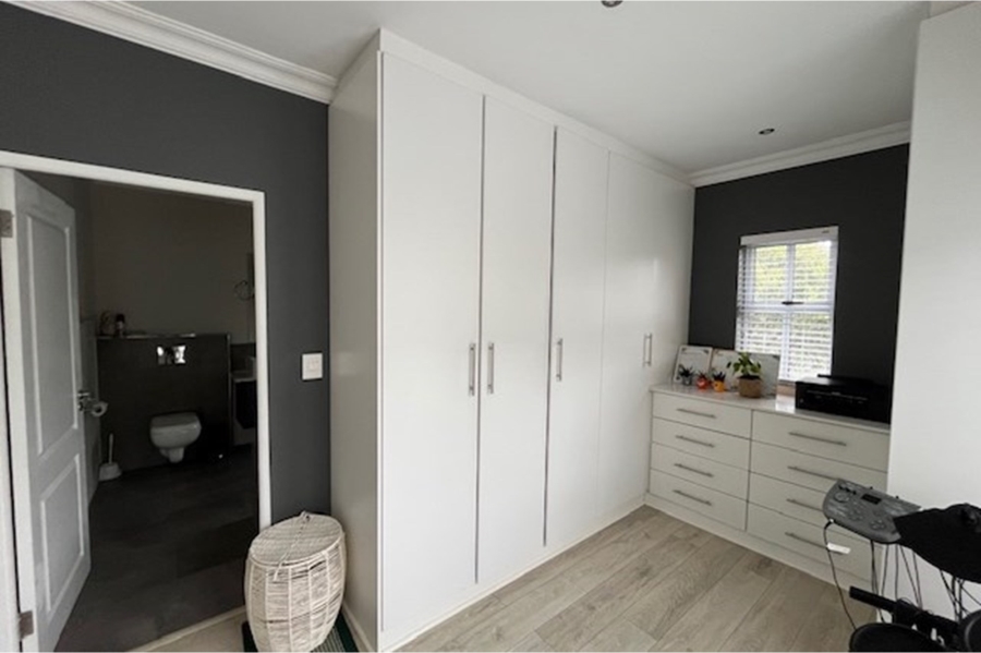 To Let 4 Bedroom Property for Rent in Croydon Olive Estate Western Cape